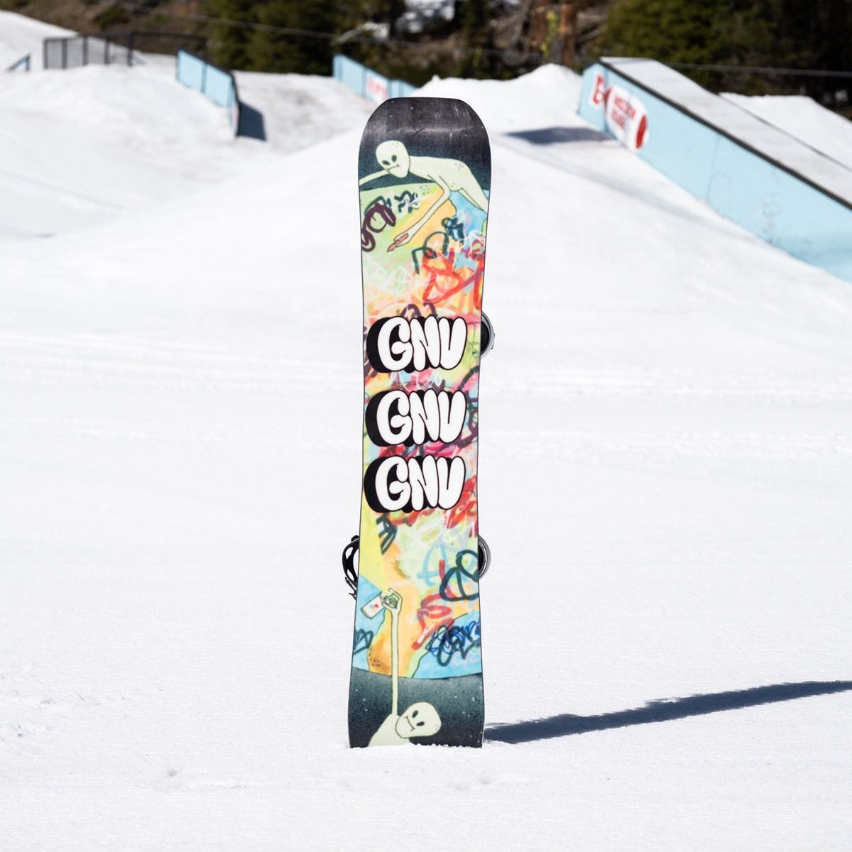 2052:SNOWBOARD GNU MONEY