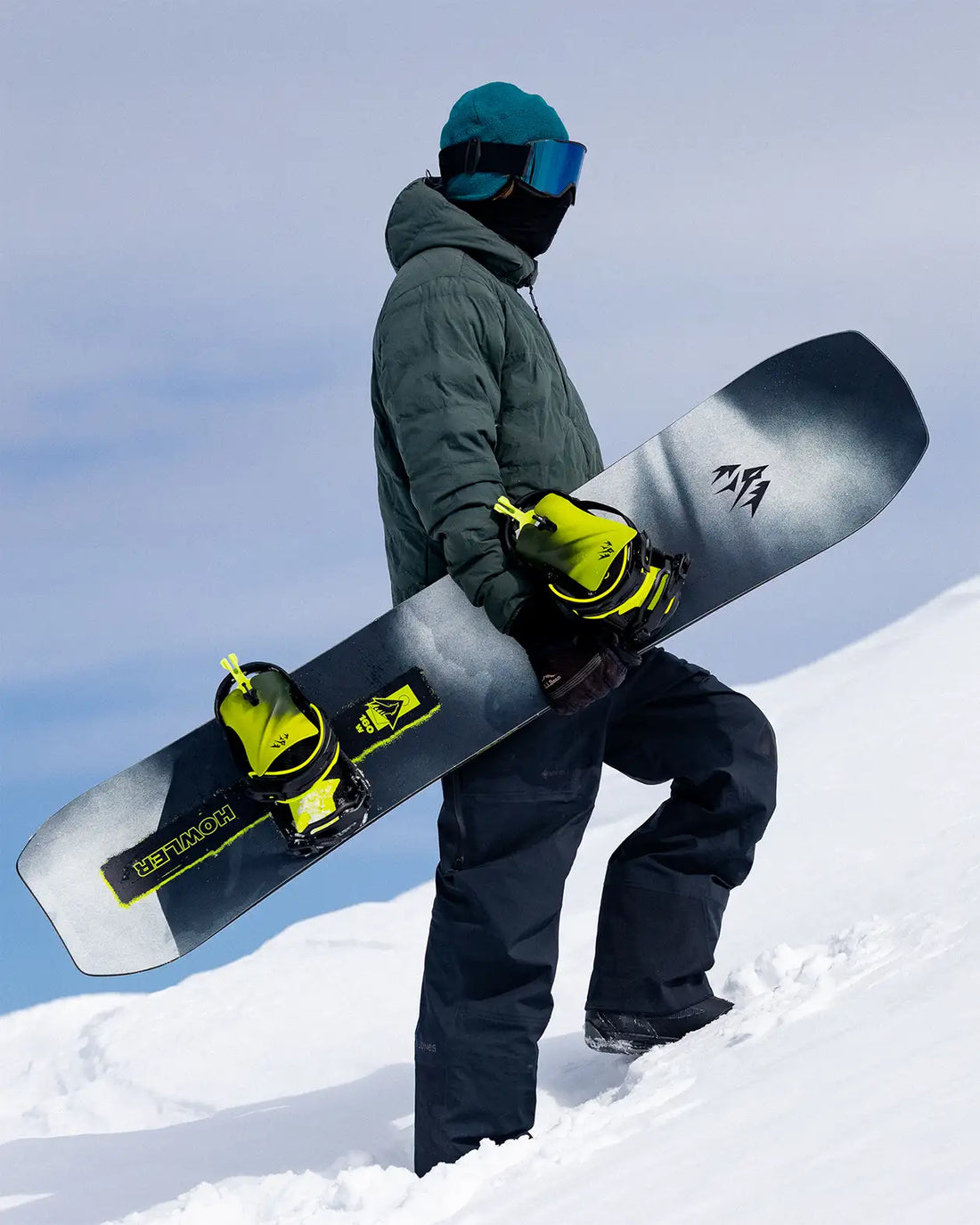 2157:SNOWBOARD JONES HOWLER