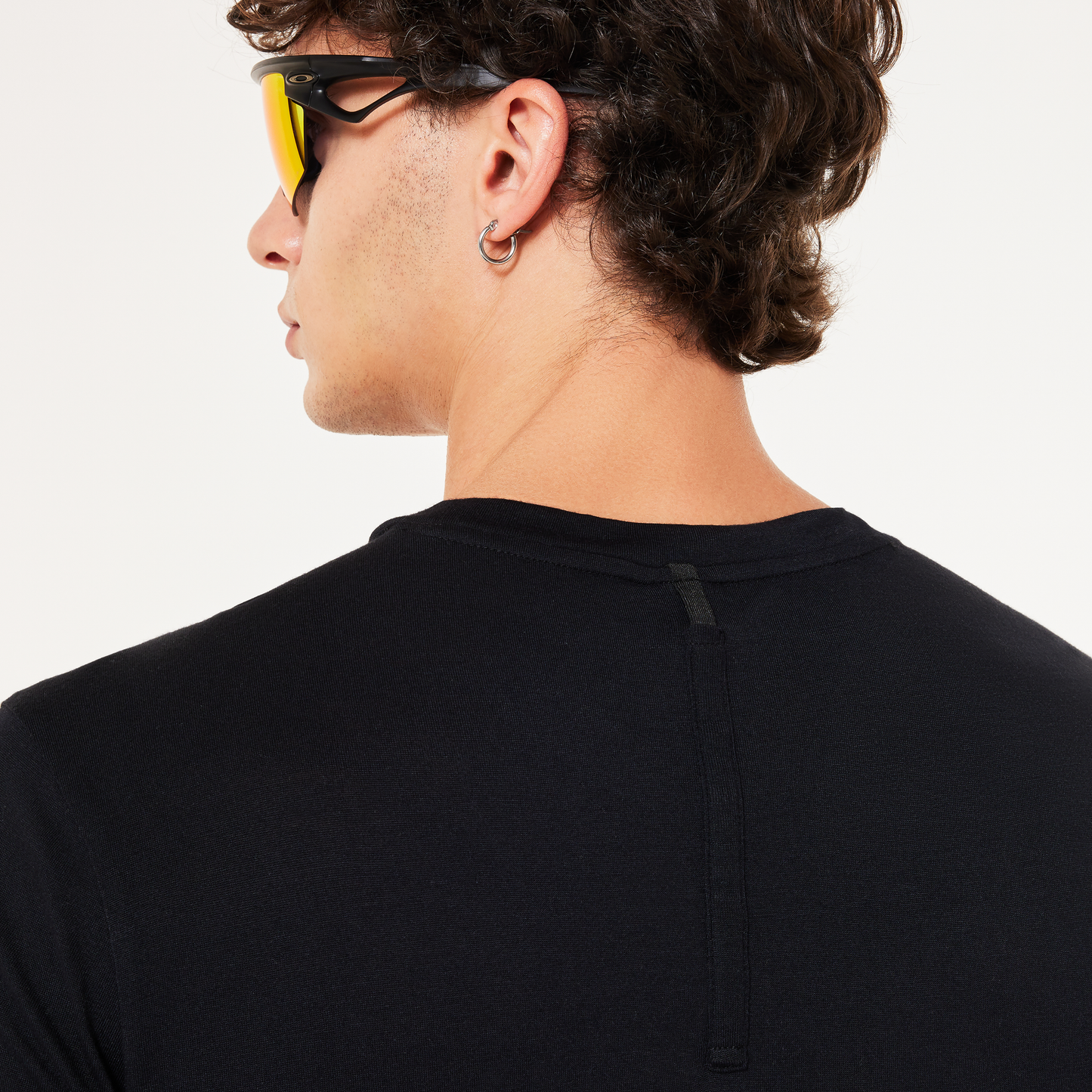 5579:MAGLIA OAKLEY SEEKER FLOW SS