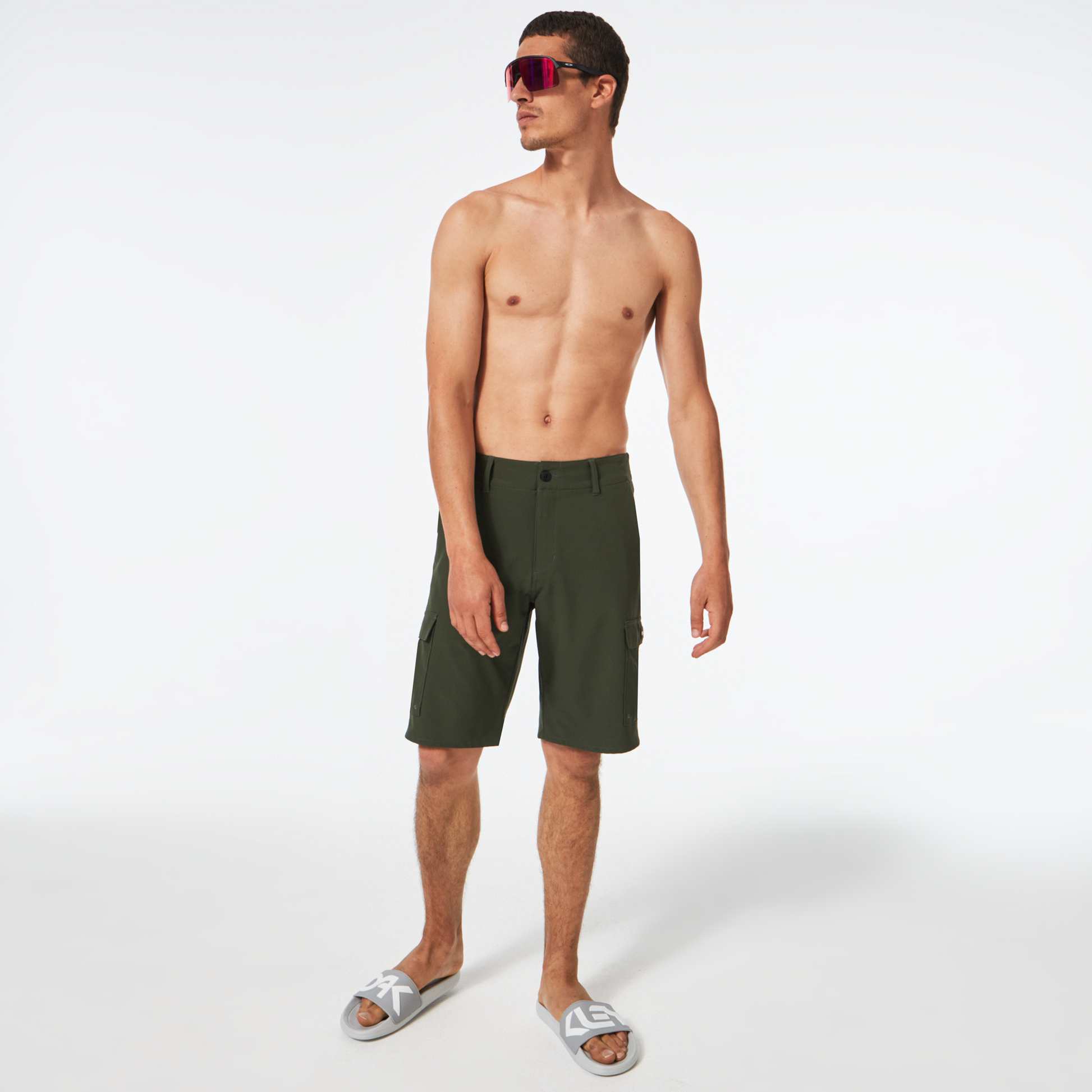 5594:SHORT B1B OAKLEY CARGO HYBRID