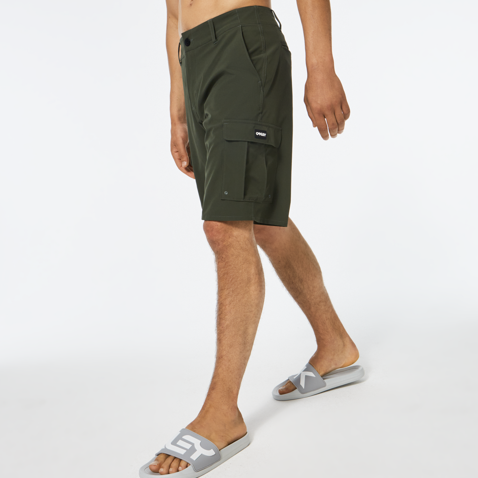5595:SHORT B1B OAKLEY CARGO HYBRID