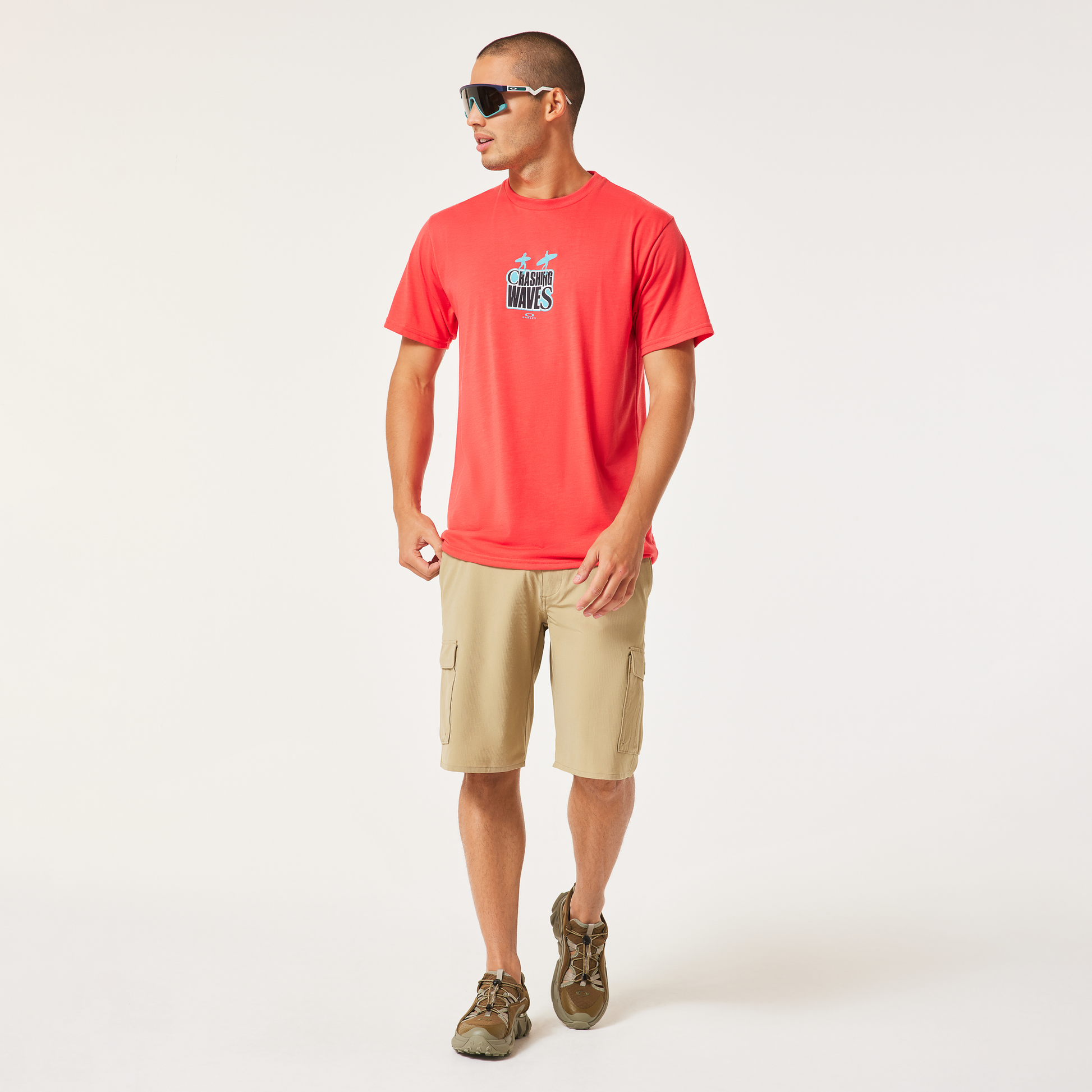 5600:SHORT B1B OAKLEY CARGO HYBRID