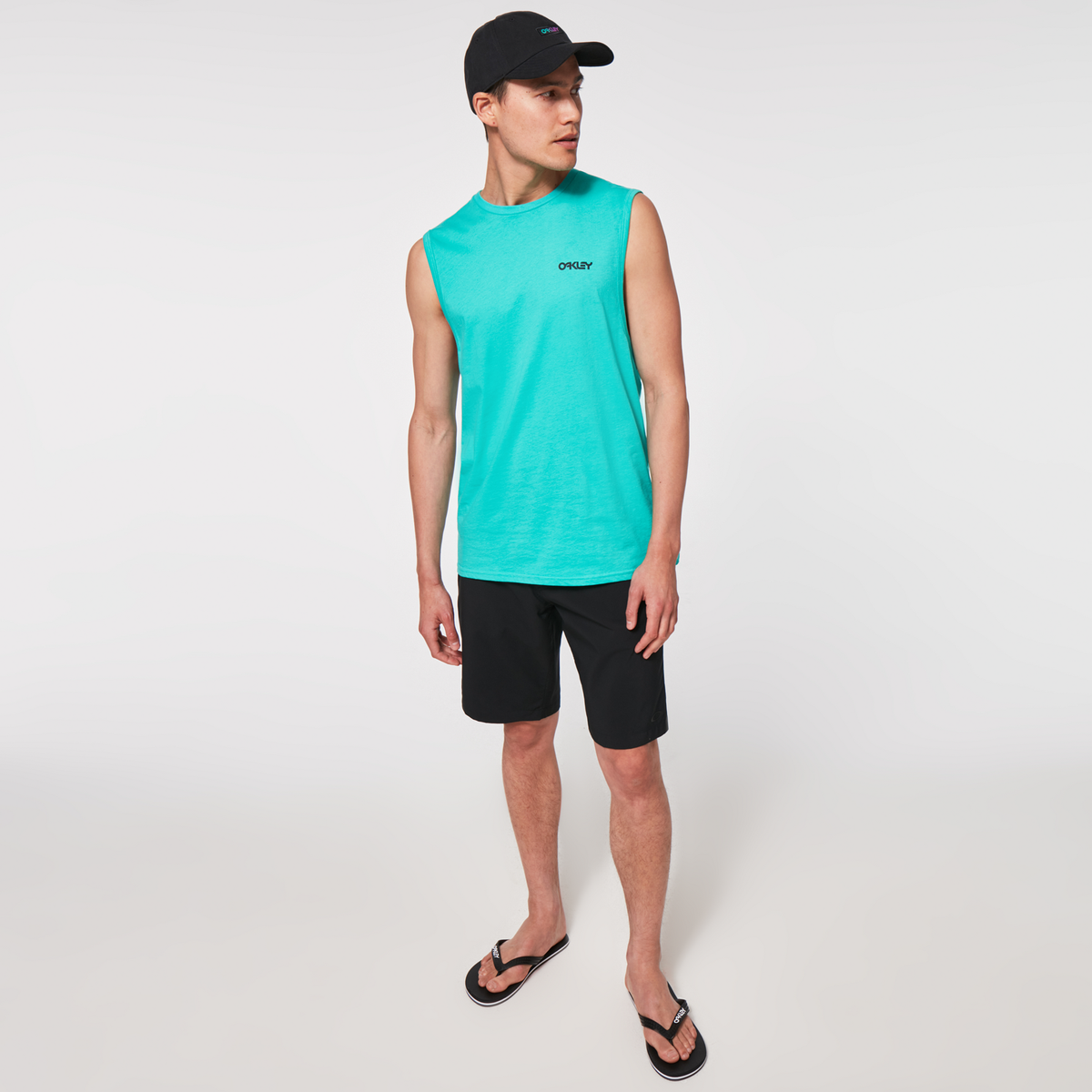 5650:SHORT OAKLEY BASELINE HYBRID