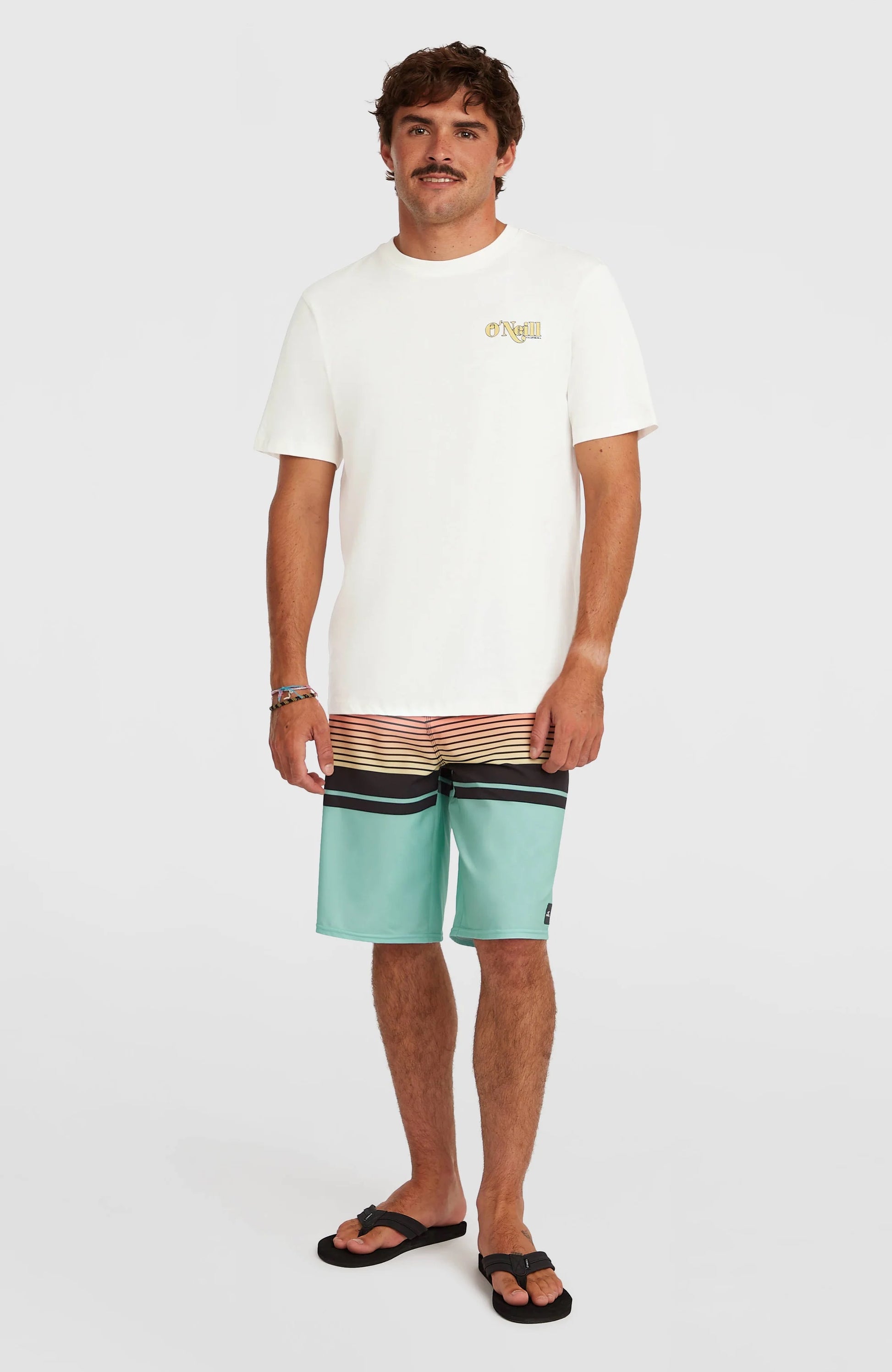 5928:T-SHIRT O'NEILL GRAPHIC LOGO WHITE